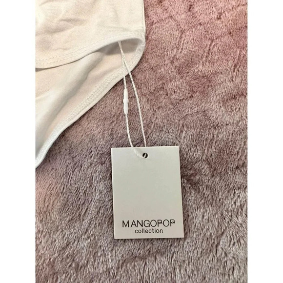 Mangopop collection white turtle neck sleeveless body suit size XL #0732 - Picture 4 of 5